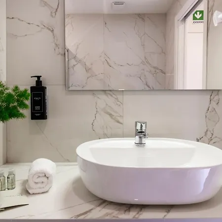 بيت ضيافة Tolu Relais روما